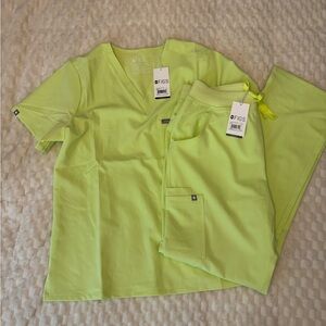 Figs Sea Mist Scrub Set